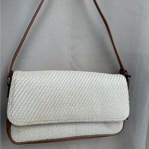Liz Claiborne Straw Shoulder bag